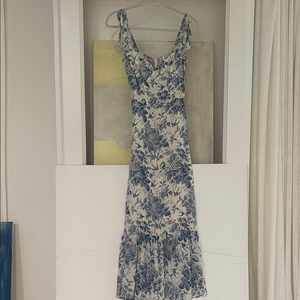 Reformation Nikita Dress Pompadour Blue and White Floral size 4
